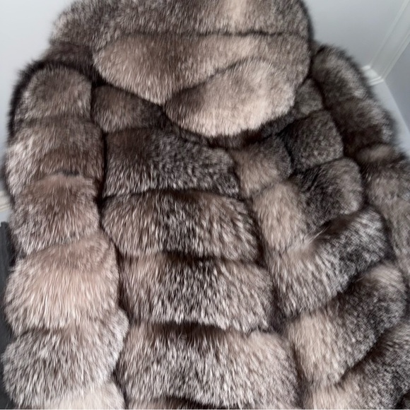 PacSun Black Oversize Graphic Sweater - Picture 11 of 11